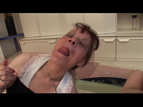 ❤️ Zwei Großmütter und ein Großvater haben einen Dreier ❤️ Super sex bei uns de.chancel.top ❌️